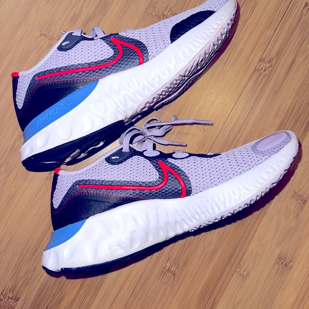 New Nike women’s running shoe